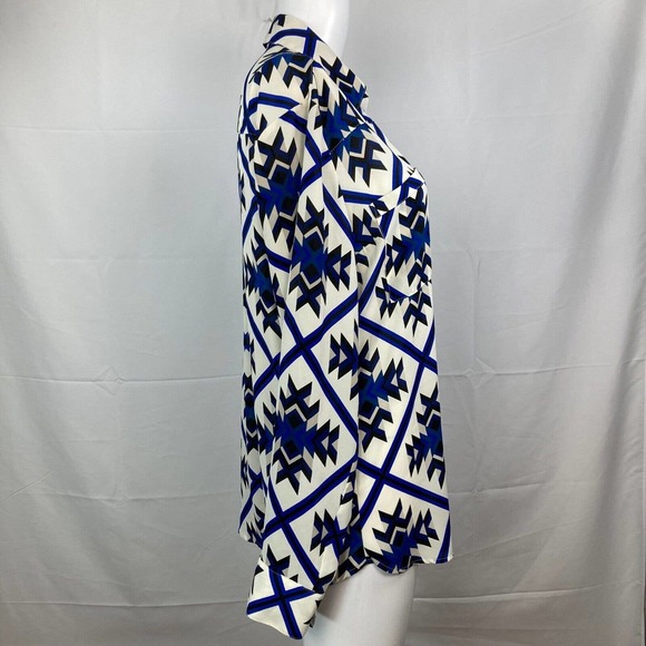Express Shirt Womens Sz L Ivory Black Blue Patterned Pocket Button Up Blouse - Picture 4 of 11